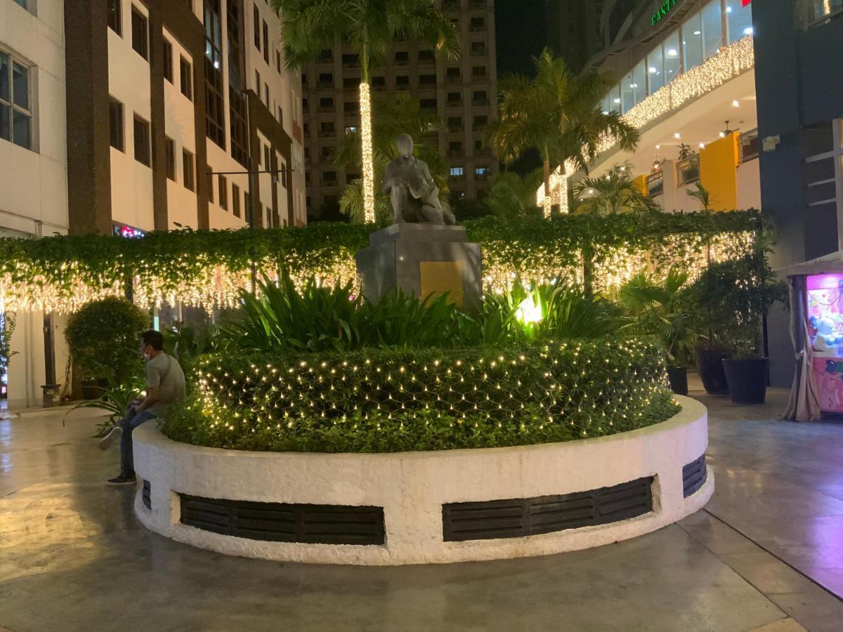 Classy 2Br Suite At Eastwood City With Pool And City Skyline View Manila Exterior photo